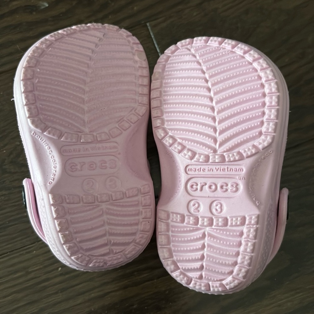 Crocs Classic Clogs - Picture 5 of 5